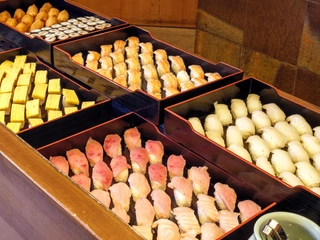 夕食バイキング